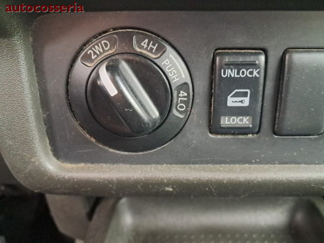 NISSAN Navara usata, con Chiusura centralizzata