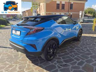 TOYOTA C-HR usata, con Autoradio