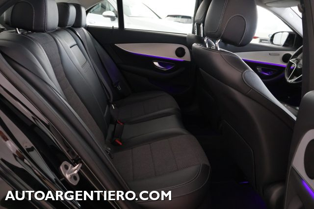 MERCEDES-BENZ E 200 usata, con Hill holder