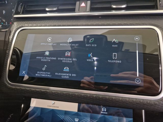 LAND ROVER Range Rover Velar usata, con Volante in pelle