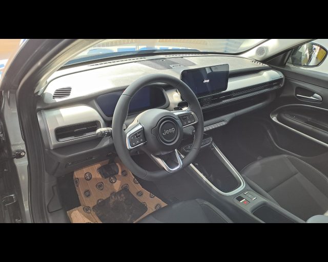 JEEP Avenger usata, con Sedile posteriore sdoppiato