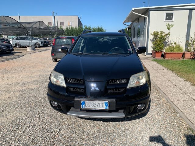 MITSUBISHI Outlander usata, con Airbag