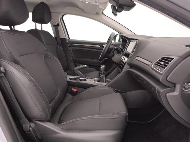 RENAULT Megane usata, con Sensori di parcheggio anteriori