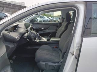 PEUGEOT 5008 usata, con Cerchi in lega