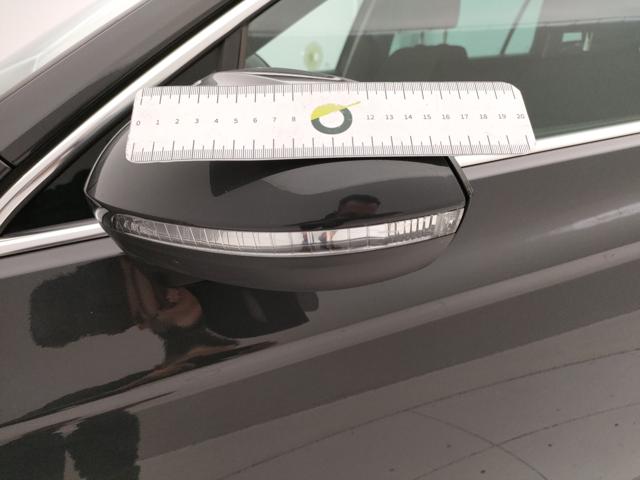 VOLKSWAGEN Passat Variant usata, con Climatizzatore automatico, 3 zone
