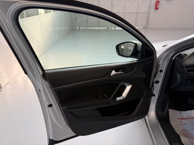 PEUGEOT 308 usata, con Bracciolo