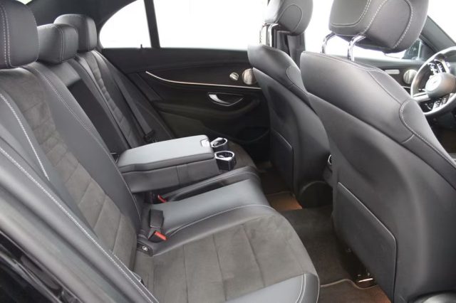 MERCEDES-BENZ E 220 usata, con Cruise Control