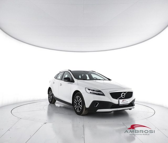 VOLVO V40 Cross Country usata 1