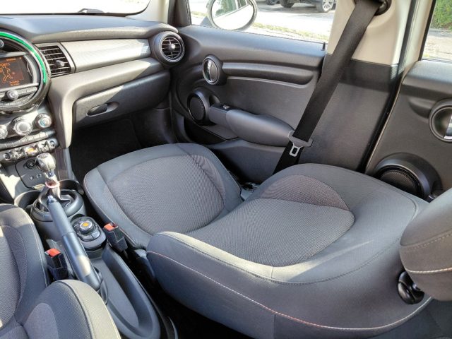 MINI Cooper D usata, con Bluetooth