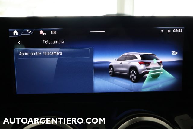 MERCEDES-BENZ GLA 180 usata, con Volante in pelle