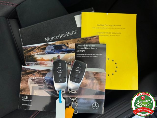 MERCEDES-BENZ GLB 180 usata, con Touch screen