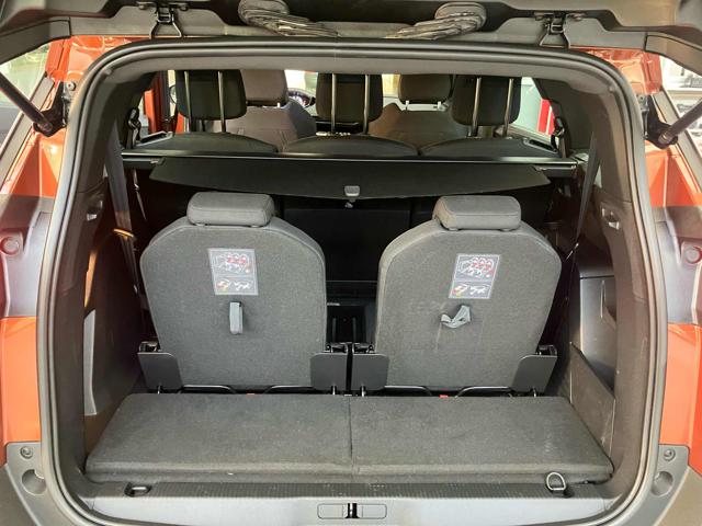 PEUGEOT 5008 usata, con Alzacristalli elettrici