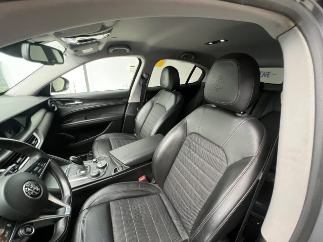 ALFA ROMEO Stelvio usata, con Lettore CD