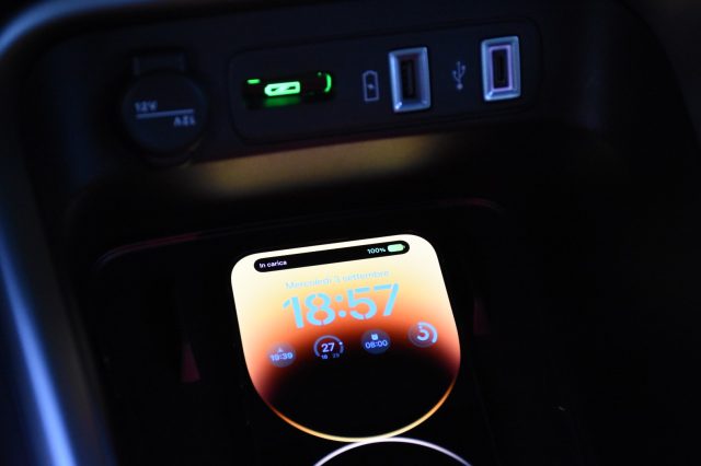 JEEP Avenger usata, con Autoradio digitale