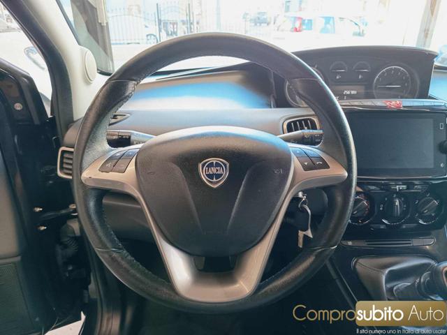LANCIA Ypsilon usata 25
