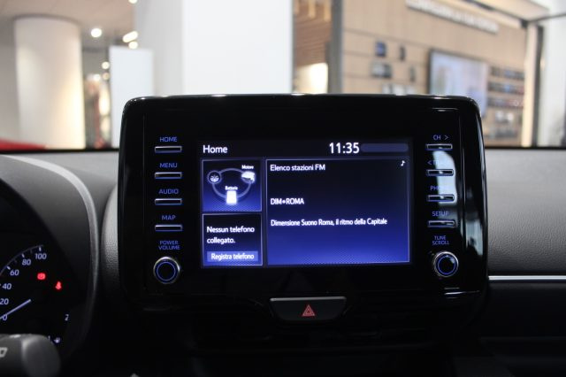 TOYOTA Yaris usata, con Sensore di luce
