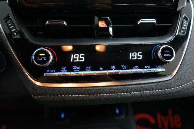 TOYOTA Corolla usata, con Servosterzo