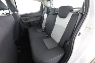 TOYOTA Yaris usata 3