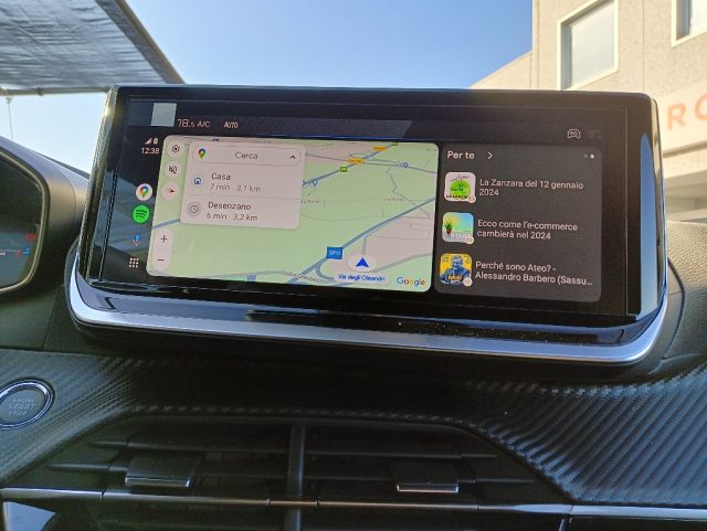 PEUGEOT 2008 usata, con Controllo automatico clima