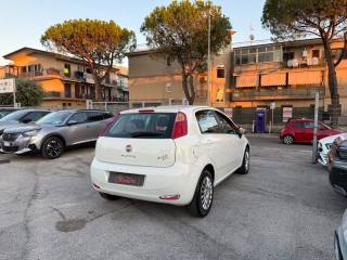 FIAT Punto usata, con Autoradio