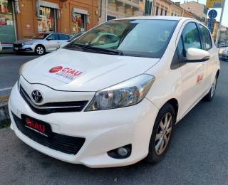 TOYOTA Yaris usata, con Airbag laterali