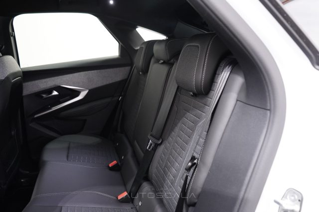 PEUGEOT 3008 usata, con Volante multifunzione