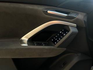 AUDI Q5 usata, con Regolazione elettrica sedili