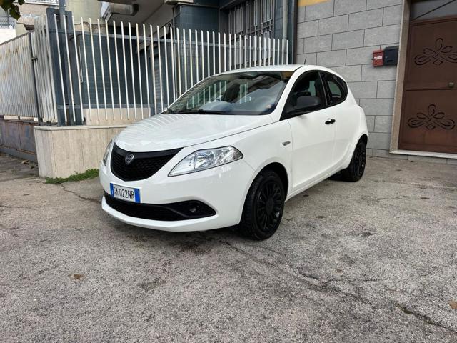 LANCIA Ypsilon usata, con ABS