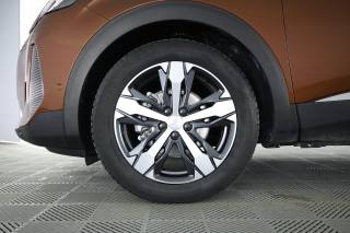 PEUGEOT 5008 usata 8
