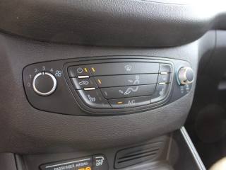 FORD Transit Courier usata, con Bluetooth