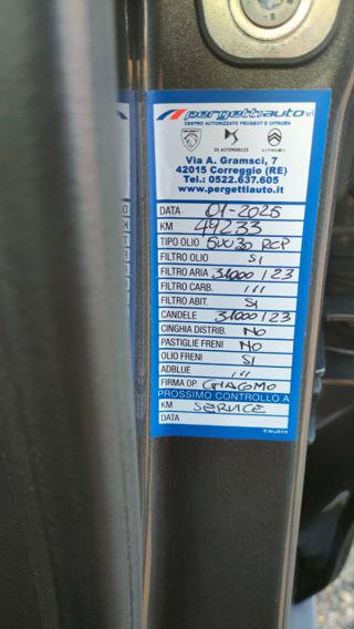 PEUGEOT 2008 usata, con Airbag