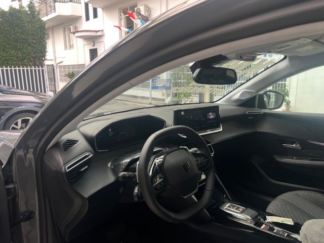 PEUGEOT 208 usata, con Climatizzatore automatico, 2 zone