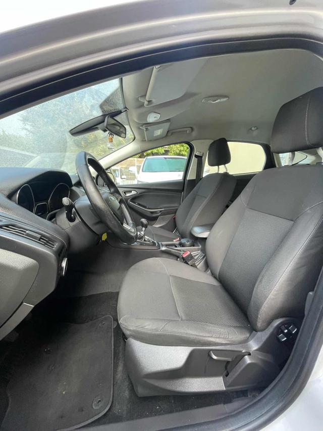 FORD Focus usata, con Specchietti laterali elettrici