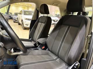 VOLKSWAGEN T-Roc usata, con Isofix