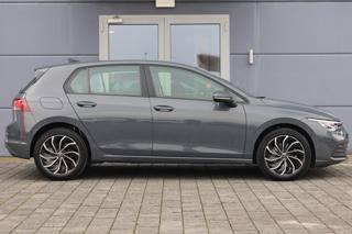 VOLKSWAGEN Golf usata, con Autoradio digitale