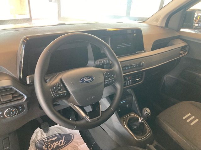 FORD Tourneo Courier usata, con Servosterzo