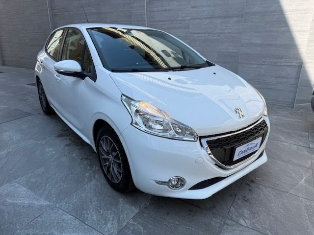 PEUGEOT 208 usata, con Airbag laterali