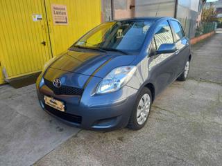 TOYOTA Yaris usata, con ABS