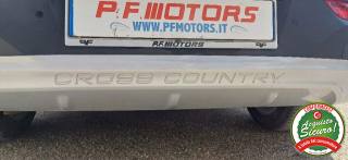 VOLVO V40 Cross Country usata, con Immobilizzatore elettronico