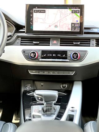 AUDI A4 usata, con Park Distance Control