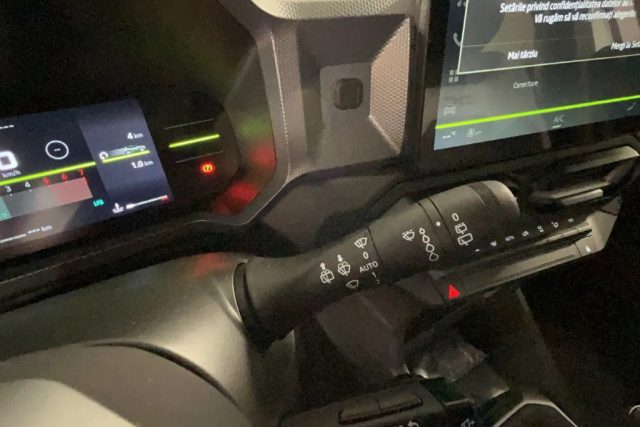 DACIA Duster usata, con Volante in pelle