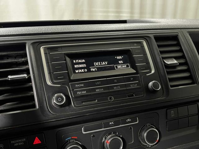 VOLKSWAGEN Transporter usata, con Frenata d