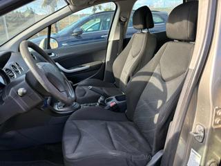PEUGEOT 308 usata, con Autoradio