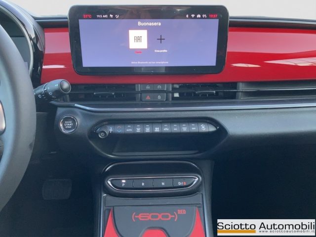 FIAT 600e usata, con Fari LED