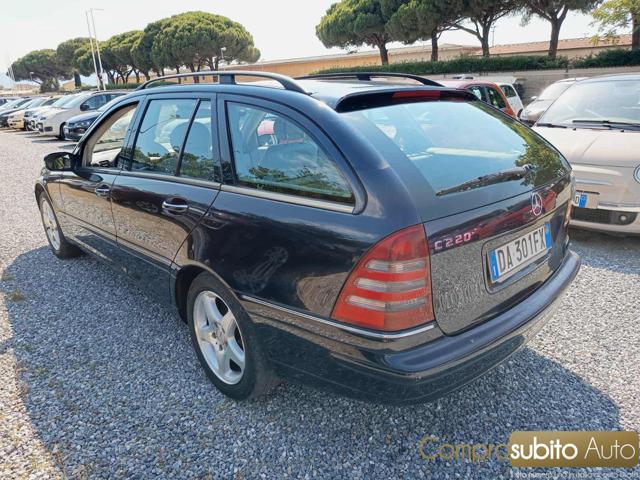 MERCEDES-BENZ C 220 usata, con Fendinebbia
