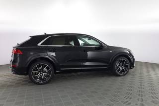 AUDI Q8 usata 2