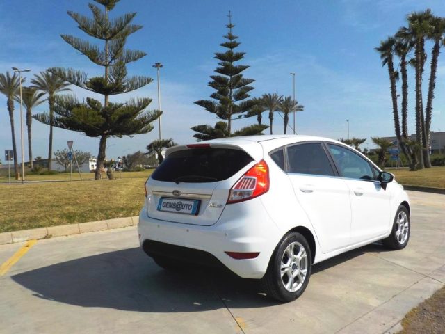 FORD Fiesta usata, con Alzacristalli elettrici