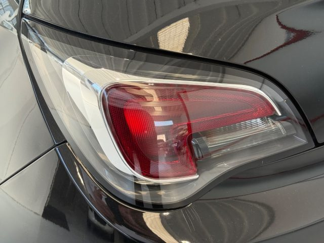 OPEL Adam usata, con Airbag testa