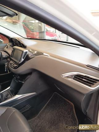 PEUGEOT 2008 usata 25