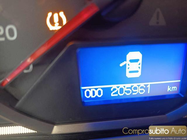 TOYOTA RAV 4 MY23 usata 27